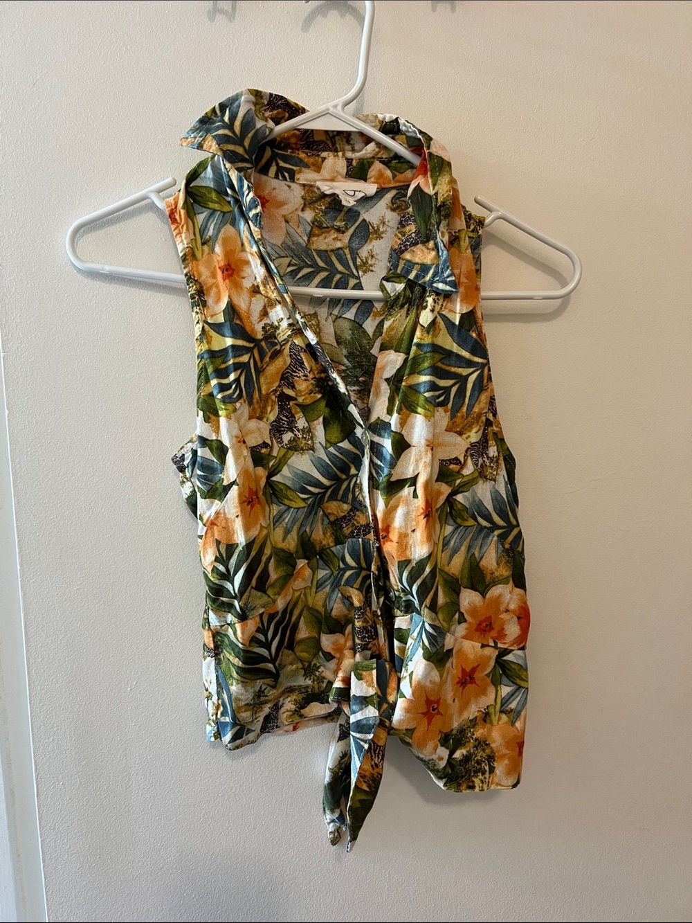 Panama jack sleeveless tie front button down shirt safari print xs linen blend